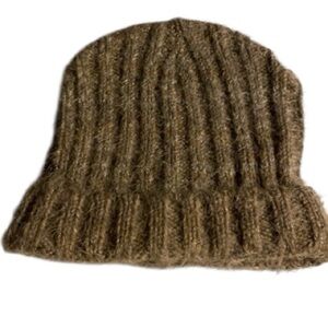 Handmade Knitted Hat, Ribbed Knit, Hand knitted, NWOT, Beanie, Toboggan, Taupe‌‌
